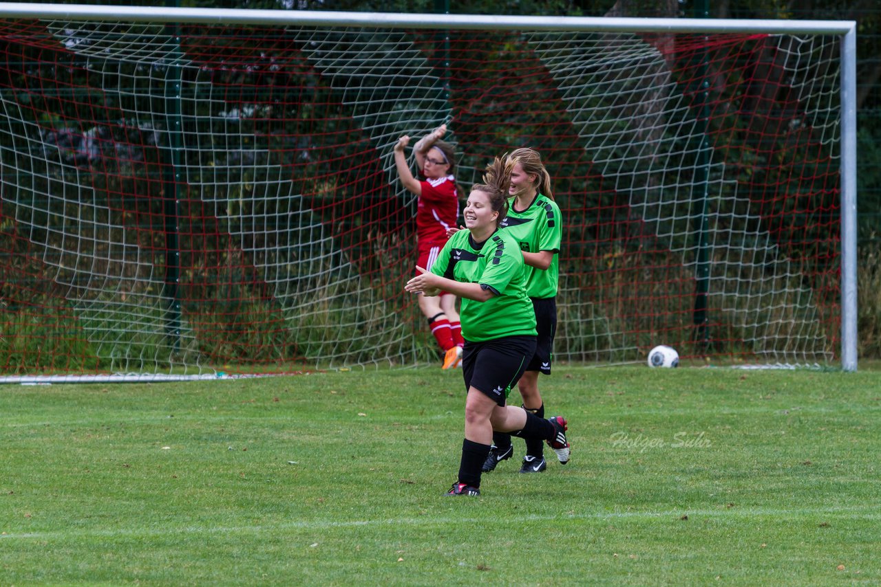 Bild 55 - Frauen SG Schmalfeld/Weddelbrook - Ratzeburger SV : Ergebnis: 1:7